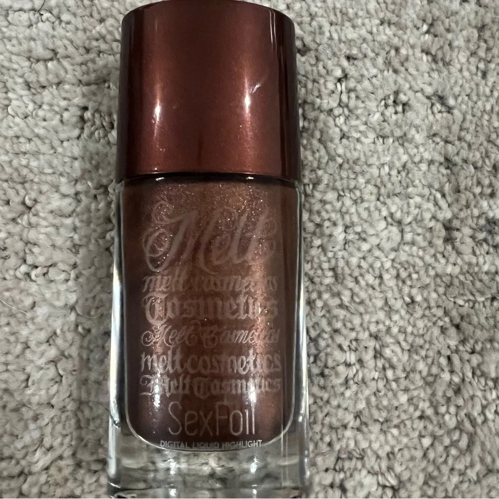 Melt Cosmetics Sex Foil Digital Liquid Highlight Face & Body Chocolate Dipped